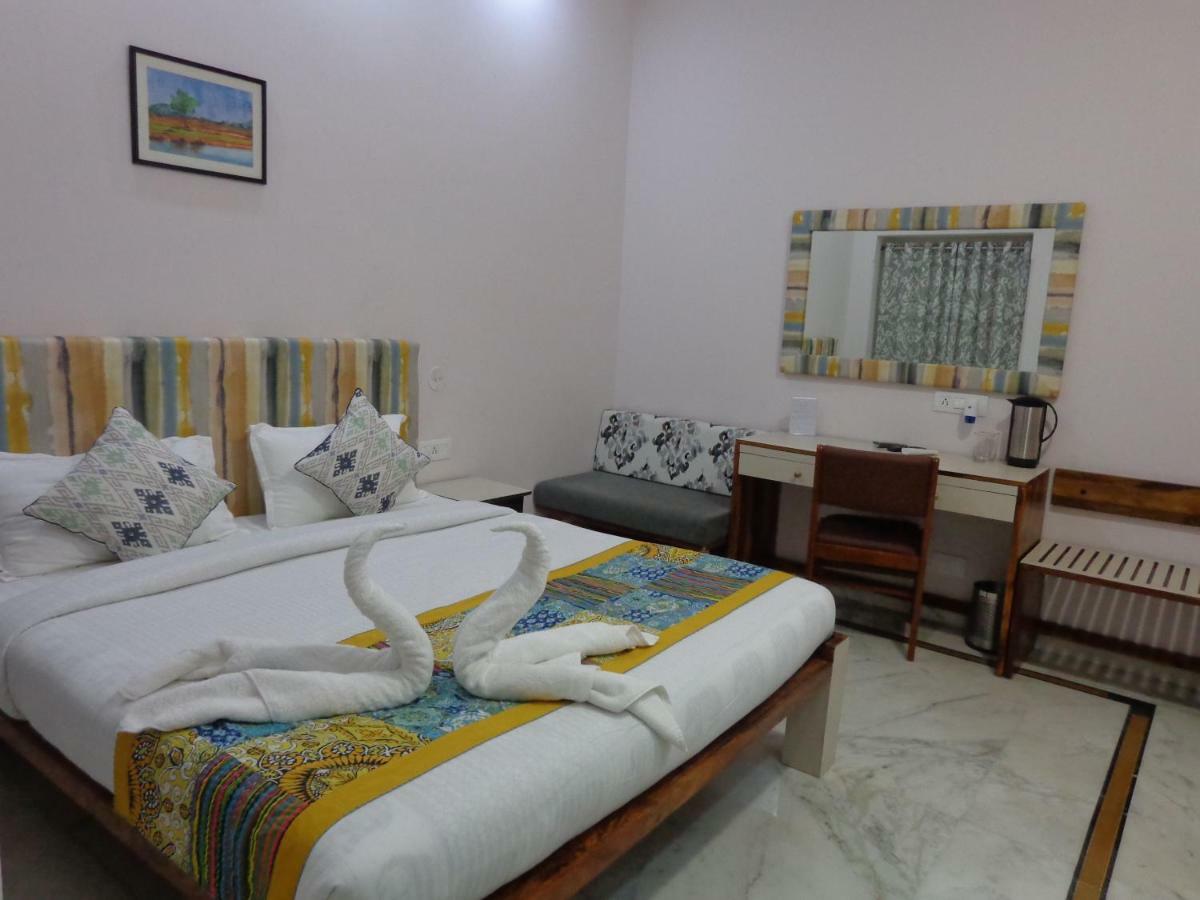 Lakeside Inn Ratanada Τζοντχπούρ Εξωτερικό φωτογραφία